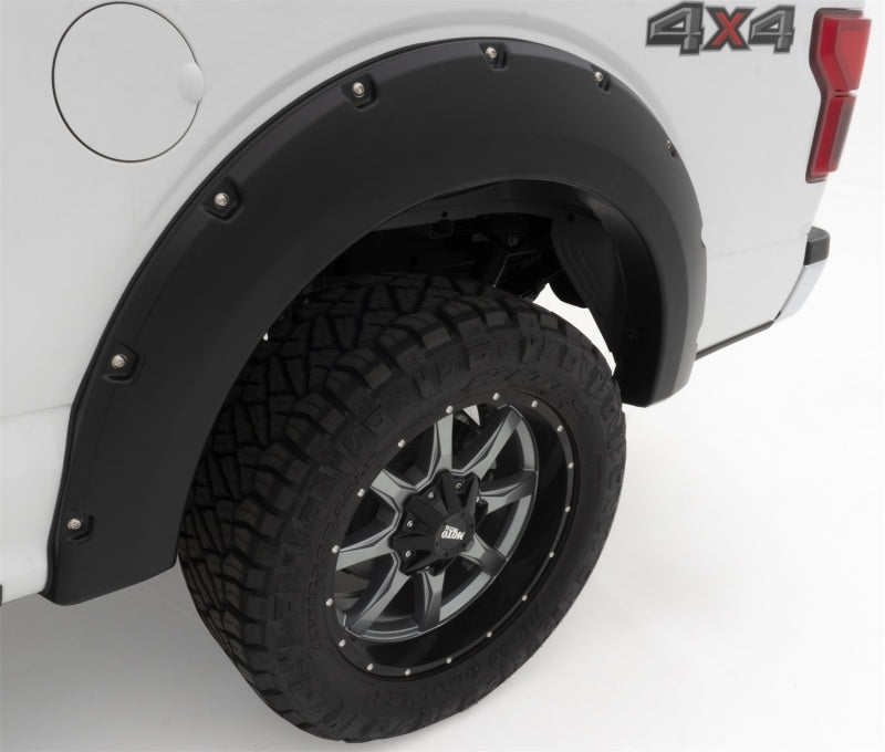 Bushwacker 18-19 Ford F-150 Pocket Style Flares 4 pc - Oxford White